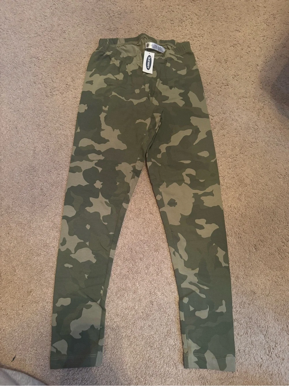 Old Navy Camo Leggings in Olive and Khaki